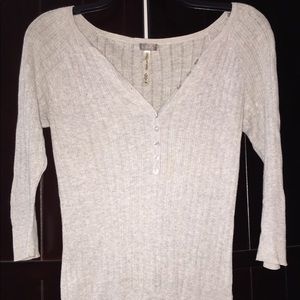 Aeropostale tight grey cotton shirt